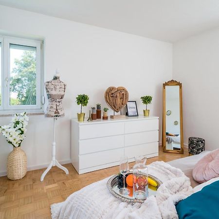 Eg Links-Wunderschoene 70M Grosse 2-Zimmer City Wohnung Naehe Salzburg Freilassing Ngoại thất bức ảnh