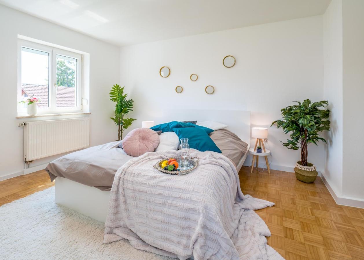 Eg Links-Wunderschoene 70M Grosse 2-Zimmer City Wohnung Naehe Salzburg Freilassing Ngoại thất bức ảnh