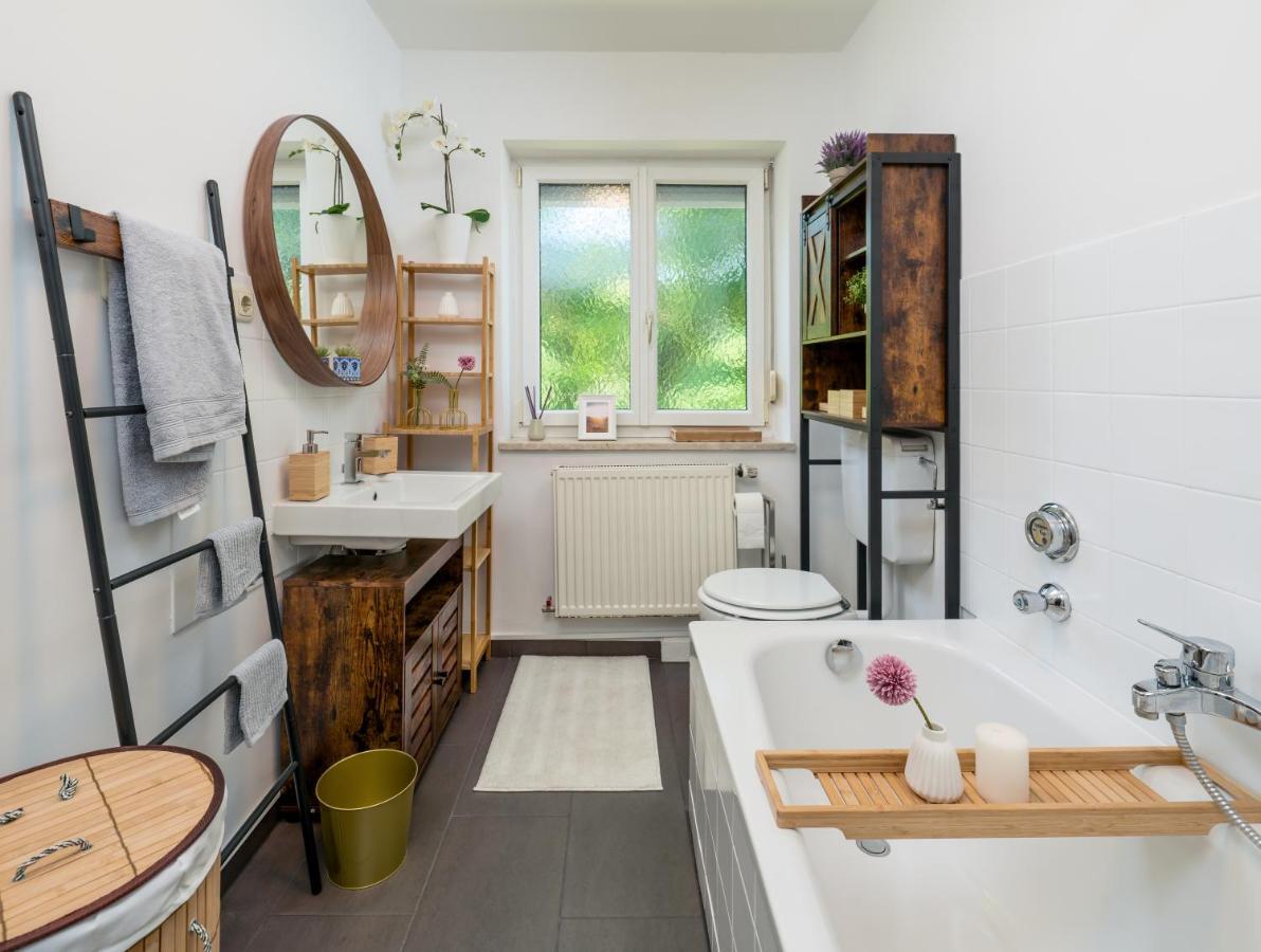 Eg Links-Wunderschoene 70M Grosse 2-Zimmer City Wohnung Naehe Salzburg Freilassing Ngoại thất bức ảnh