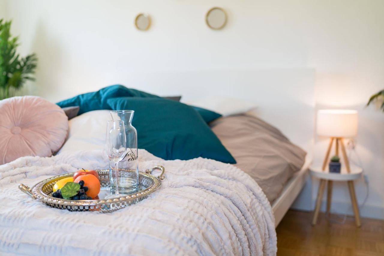 Eg Links-Wunderschoene 70M Grosse 2-Zimmer City Wohnung Naehe Salzburg Freilassing Ngoại thất bức ảnh