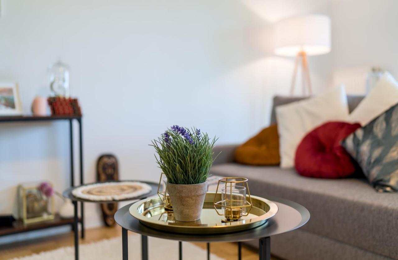 Eg Links-Wunderschoene 70M Grosse 2-Zimmer City Wohnung Naehe Salzburg Freilassing Ngoại thất bức ảnh