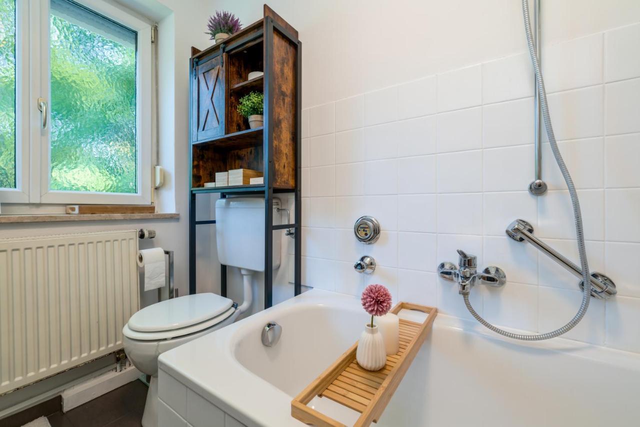Eg Links-Wunderschoene 70M Grosse 2-Zimmer City Wohnung Naehe Salzburg Freilassing Ngoại thất bức ảnh